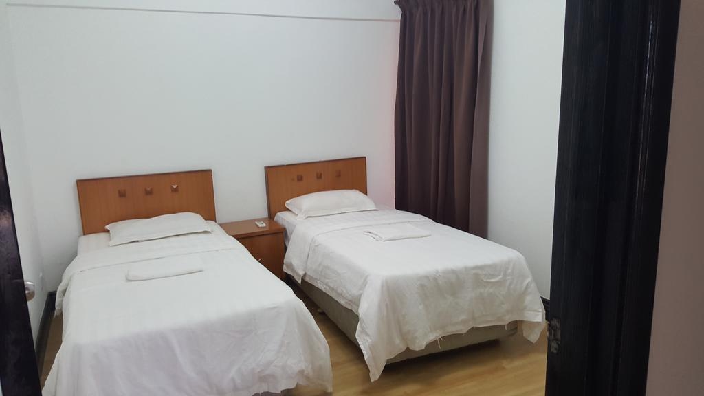 Apartment Marina Court Kk *